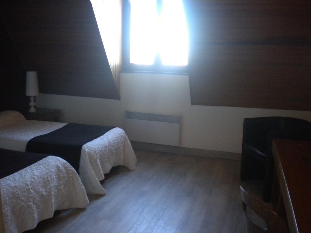 Hôtel La Randonnée Nasbinals Habitación foto